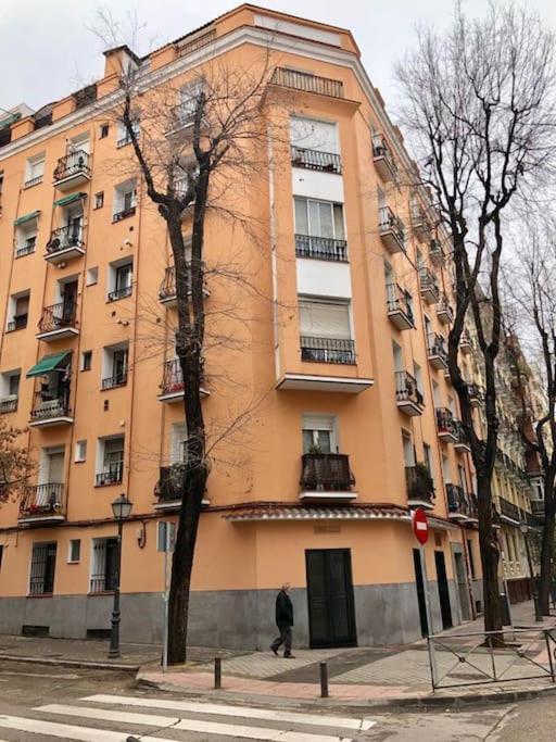 Preciosos Apartamento Cerca De Atocha Can Мадрид Экстерьер фото